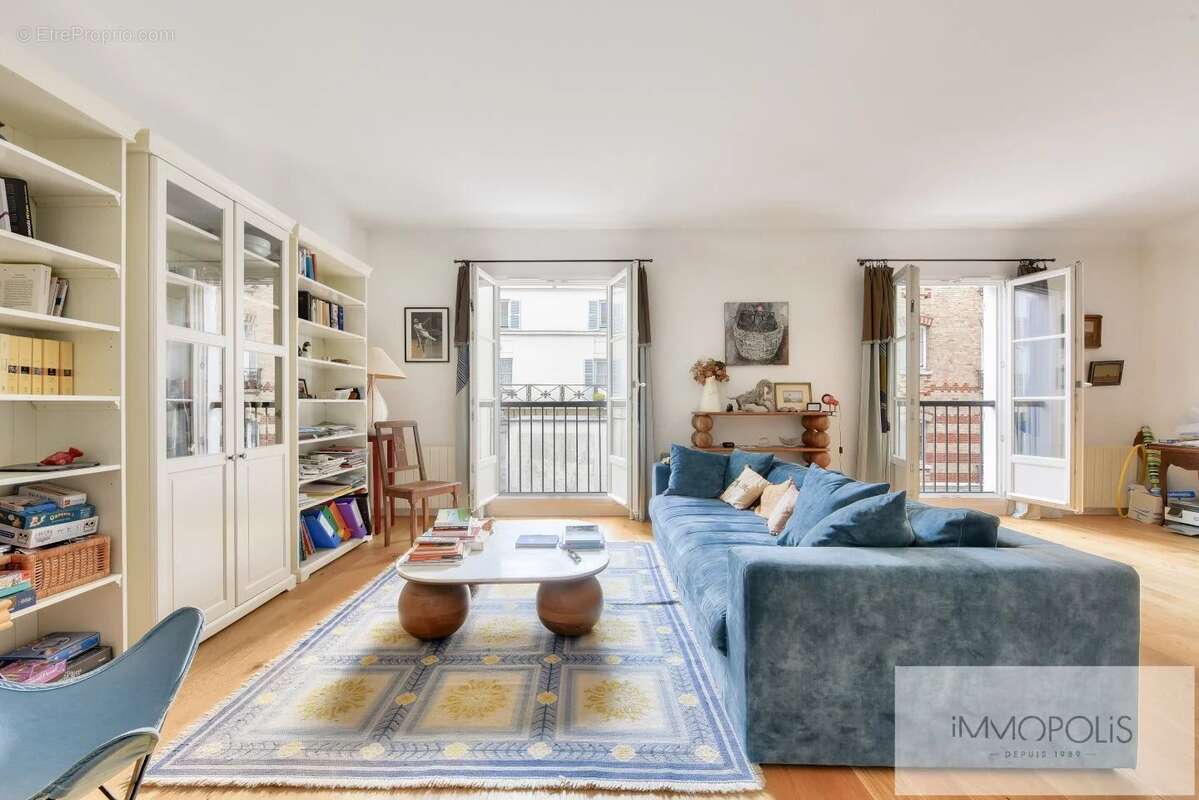 Appartement à PARIS-18E