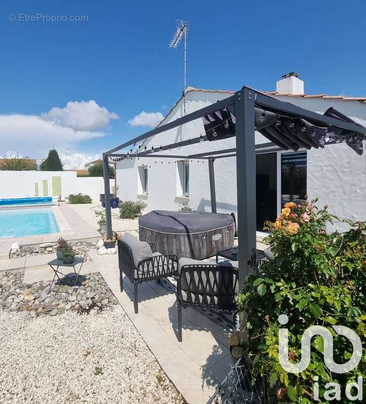 Photo 2 - Maison à CHALLANS