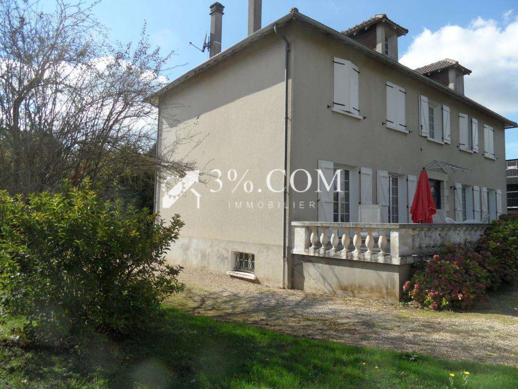 Maison à BUXEROLLES