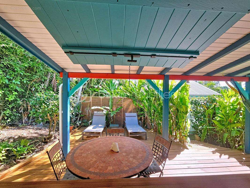 Maison à SAINTE-ANNE