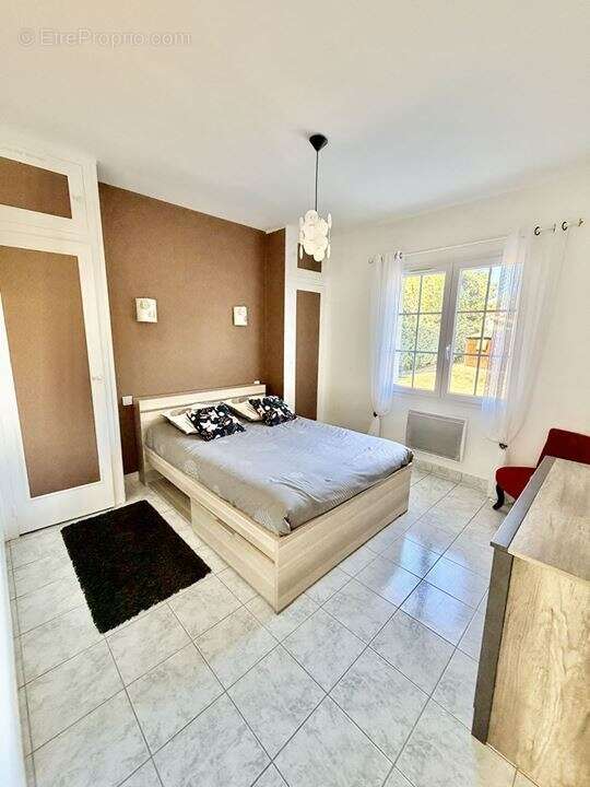 Maison 128 m² à Soulac-Sur-Mer  - photo 3