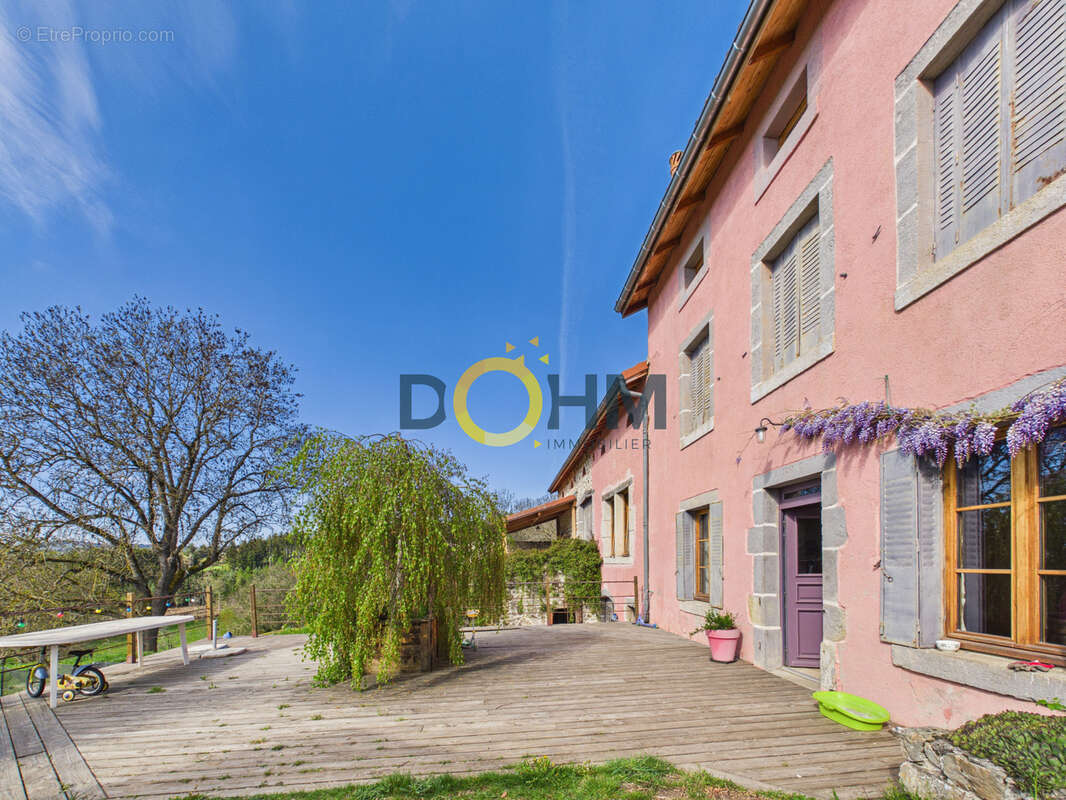 Maison à VERNASSAL
