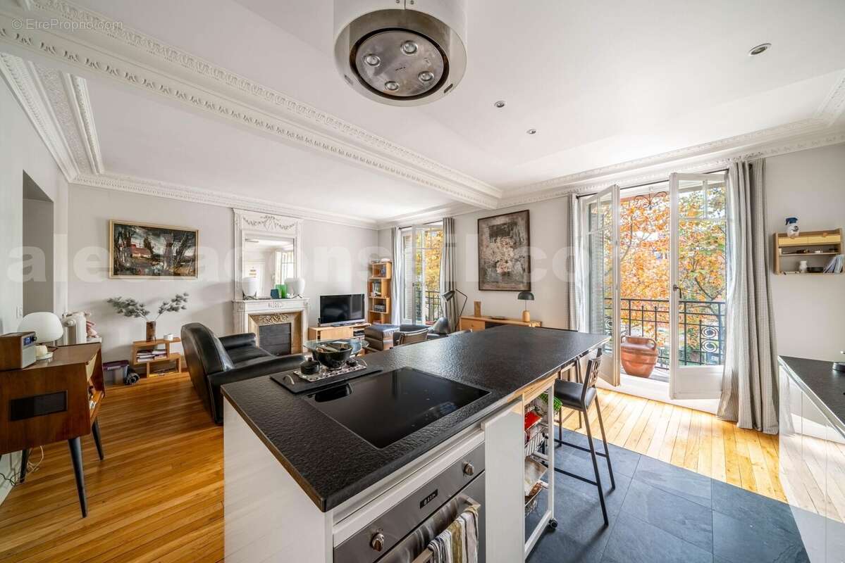 Photo n°4 - Appartement à PARIS-14E