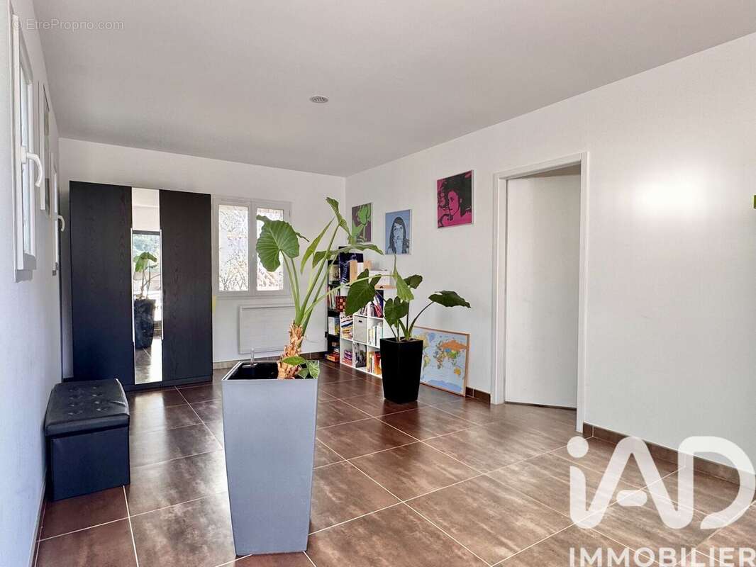 Maison 209 m² à Boucoiran-Et-Nozieres  - photo 7