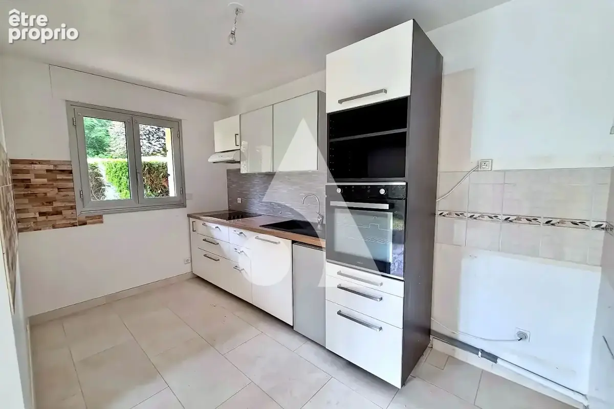 Appartement f3 - rez-de-jardin - avec jardin  chantilly - photo 5