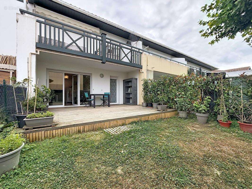 T2 30,51 m² avec terrasse, jardin et parking - photo 6