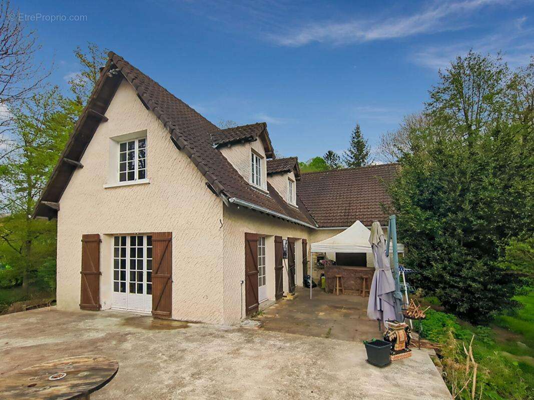 Maison à SERAINCOURT