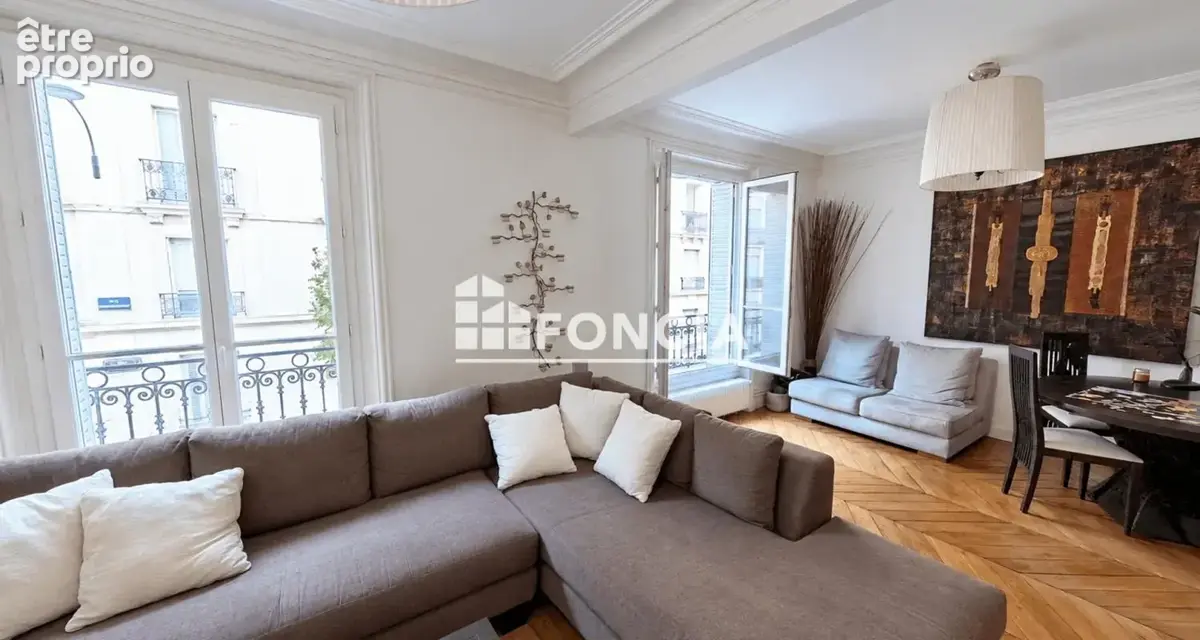 PARIS XVIIe - TERNES / MAILLOT Appartement de 88 m², 2 ou 3 chambres dans un immeuble en pierre de taille - photo 2