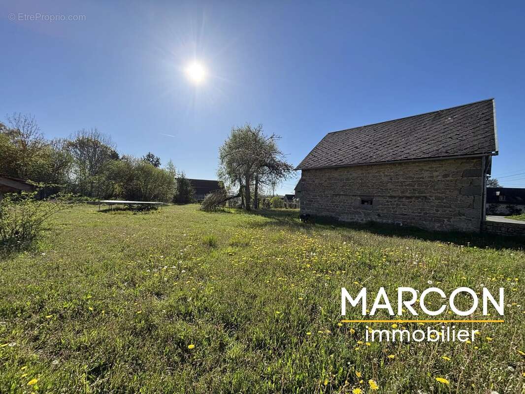 Vente maison secteur flayat - photo 2