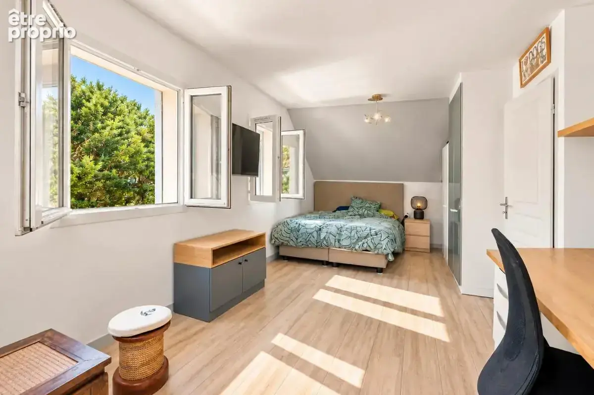 Maison de 9 pièces de 185 m² à Orgeval - photo 11