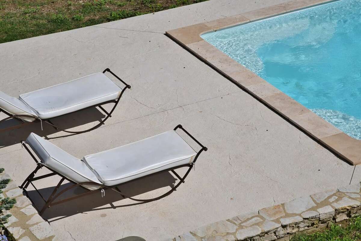 Maison à UZES