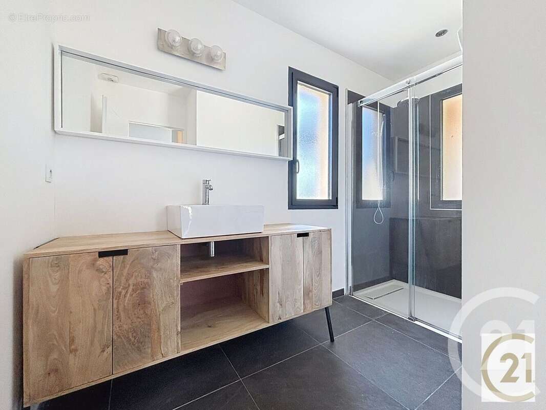 Maison à AYGUESVIVES