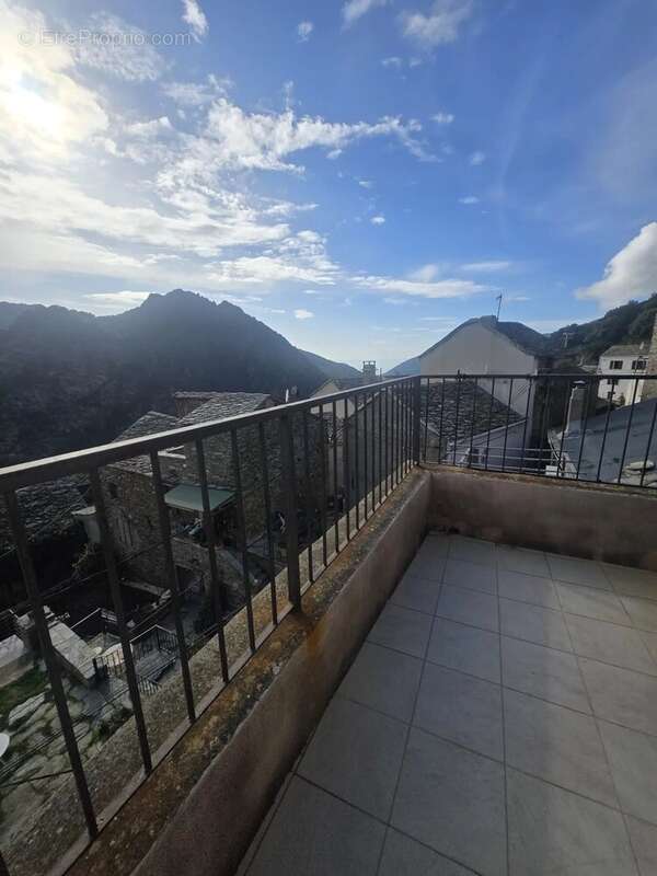 Appartement à OLCANI