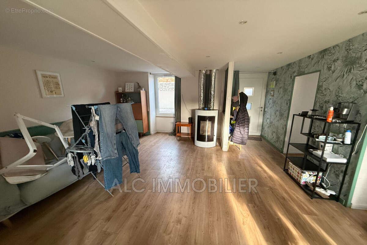 Maison 137 m² à Alencon  - photo 3