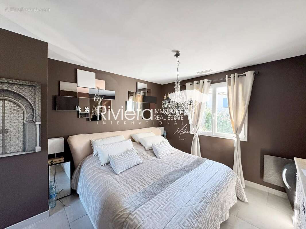 Maison à LA CROIX-VALMER