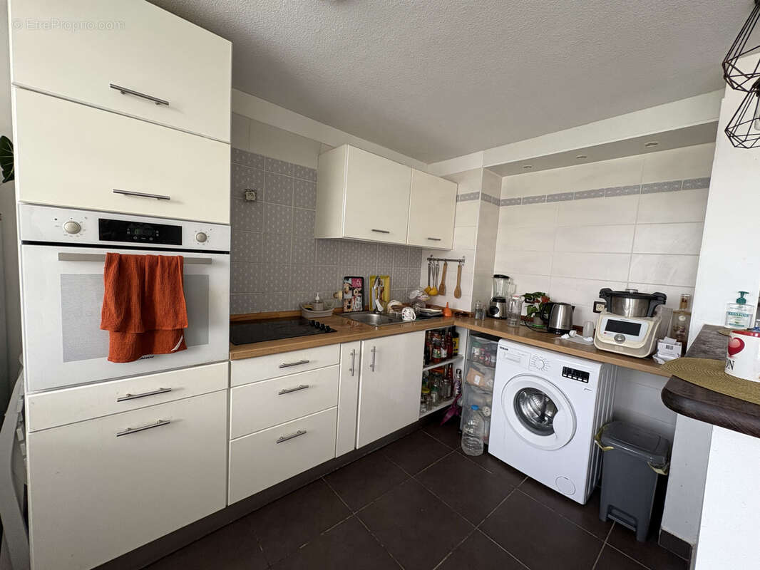 Appartement à LE MOULE