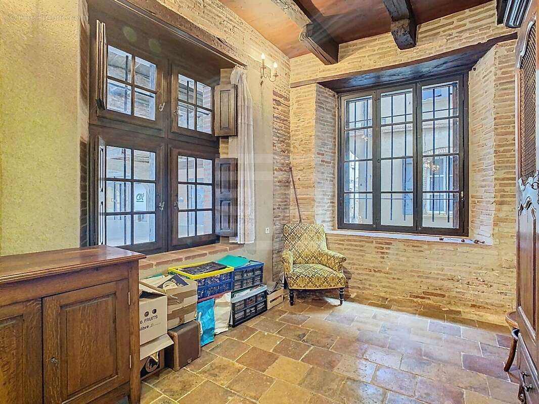 Maison à LISLE-SUR-TARN