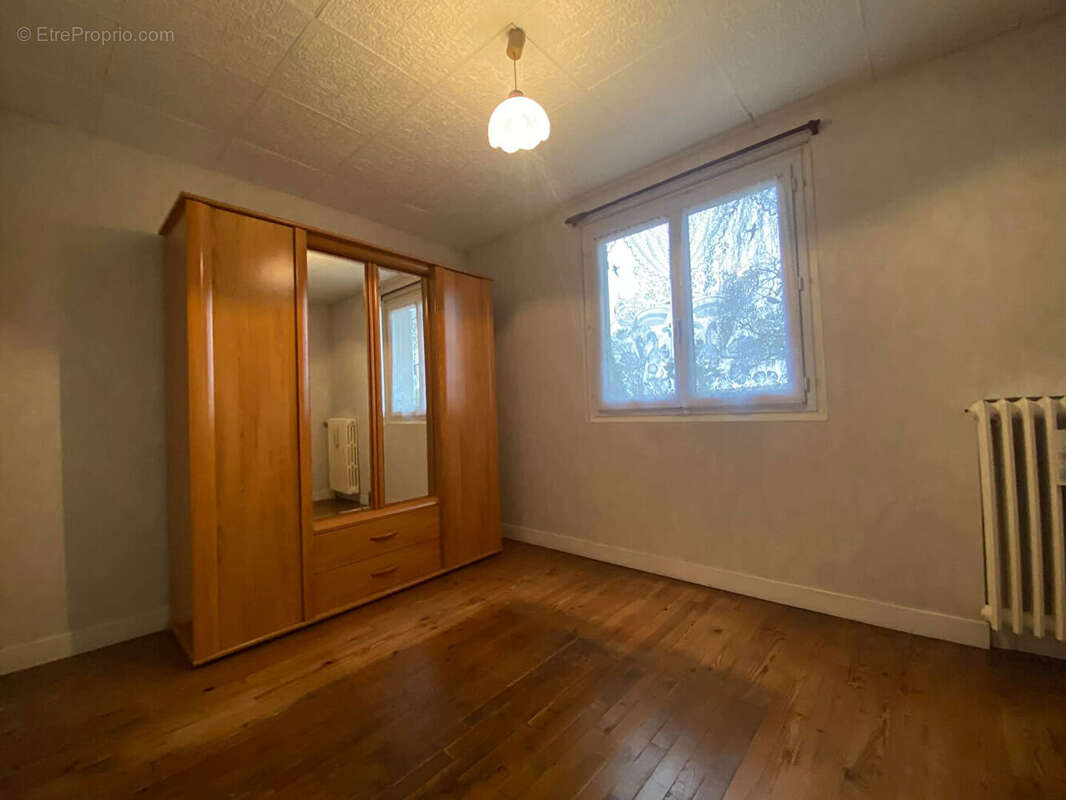 Maison à NEUILLY-SAINT-FRONT