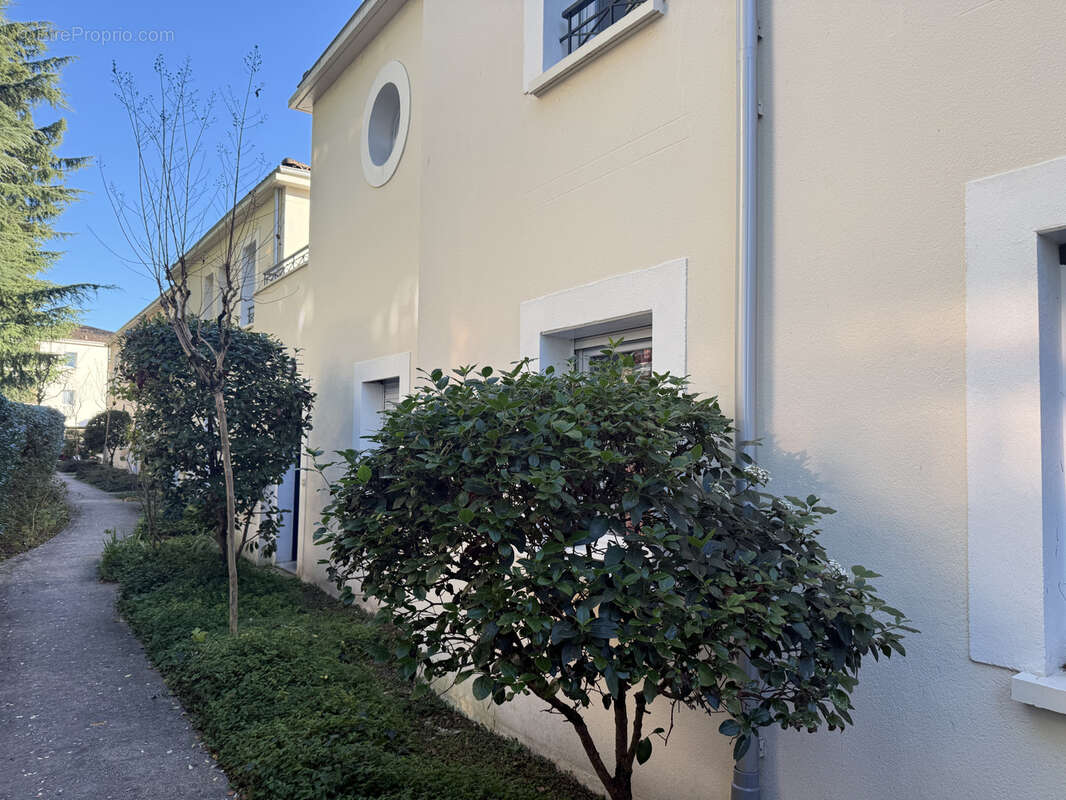 Appartement à LE BOUSCAT