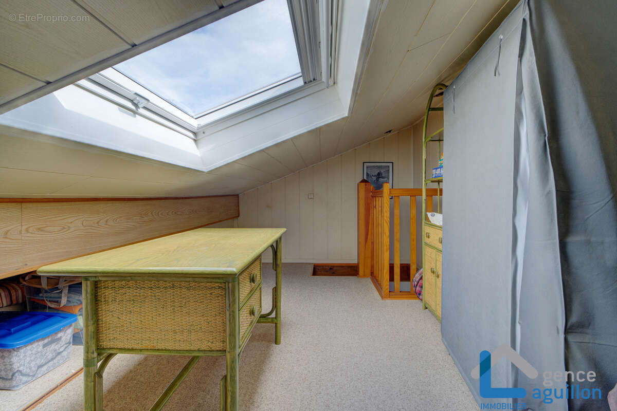 Maison 3 pieces en copropriete sur 3 niveaux avec terrasse, jardin et parking - photo 21