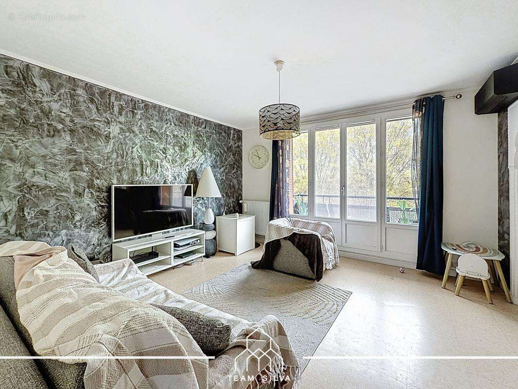 Appartement à FEYZIN