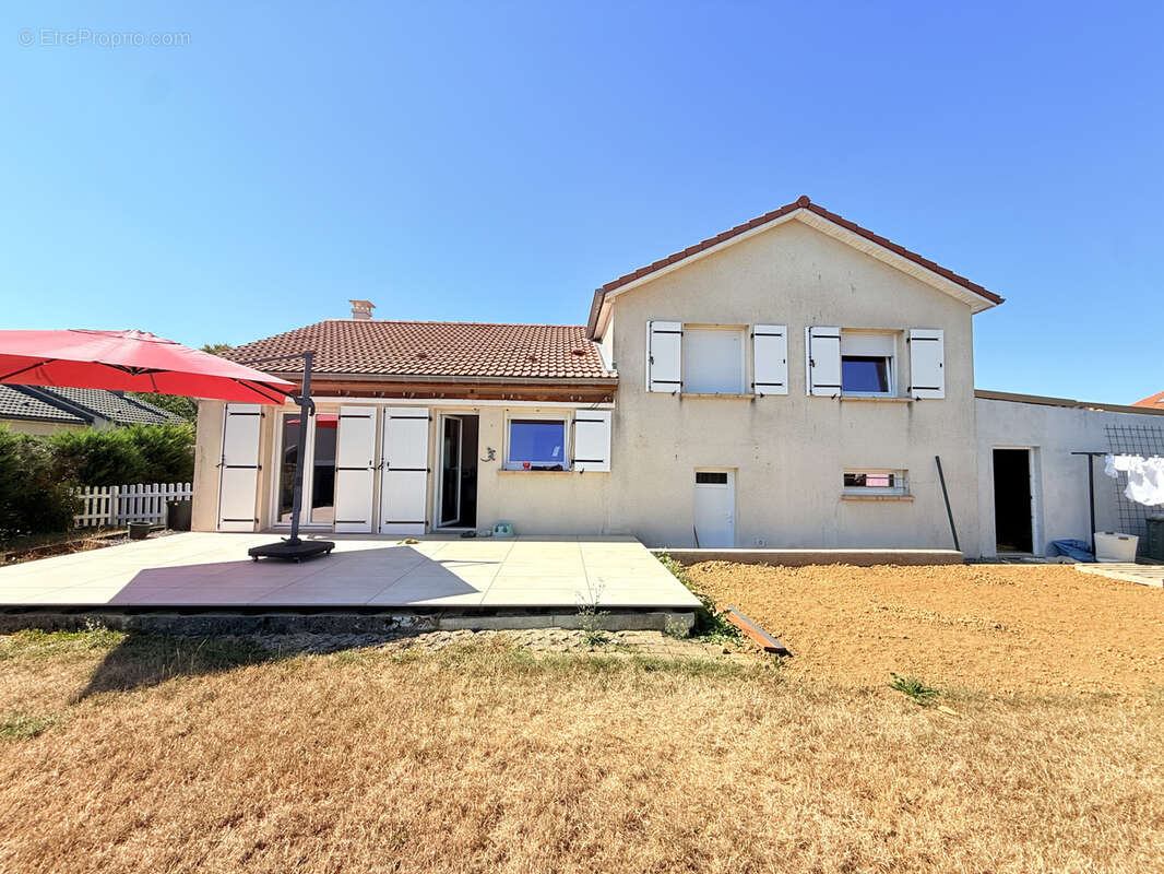 Tressange - maison individuelle de 95 m2 sur 6.30 ares - photo 9