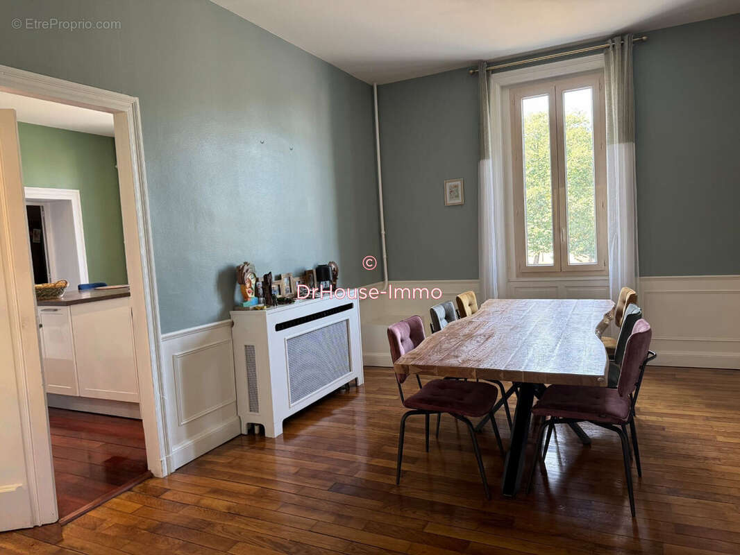 Maison 266 m² à Perigueux  - photo 4