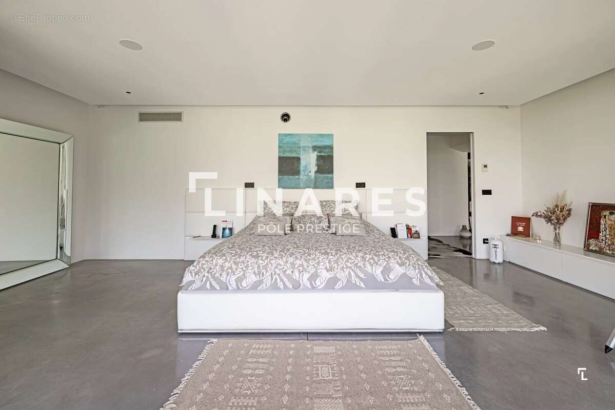 LA CONTEMPORAINE - Villa d’architecte de 529m2  - Vue Sainte-Victoire et prestations d’exception - 13100 - photo 26