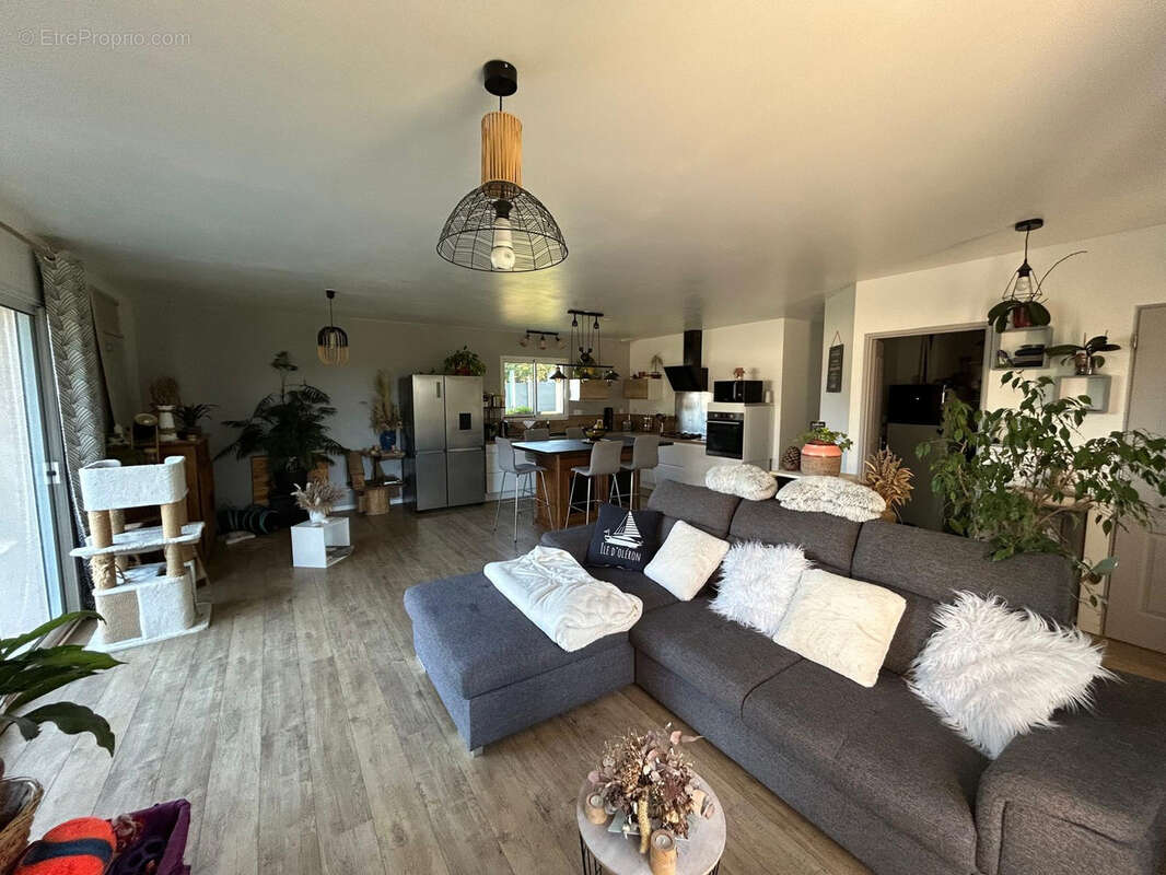 Maison à SAINT-CLEMENT