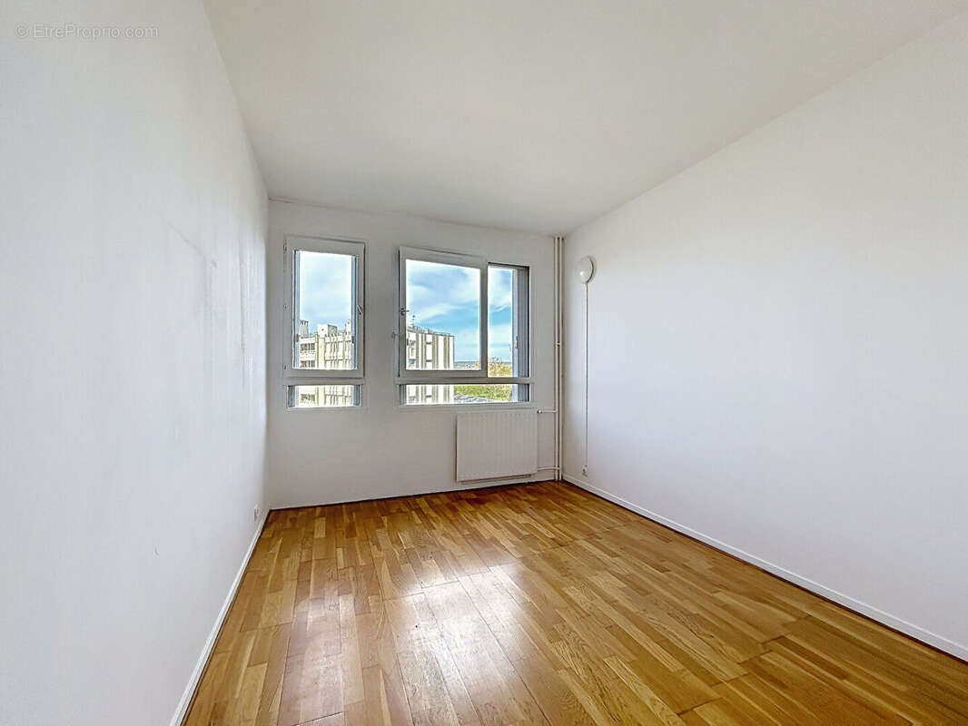 Appartement à SARTROUVILLE