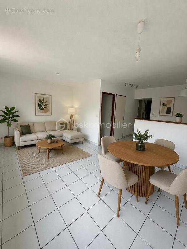T2 plein centre village - photo 1