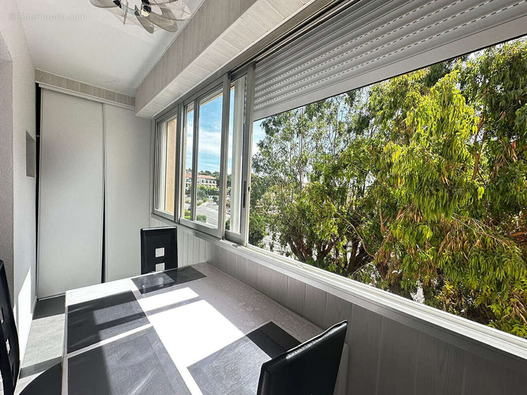 Appartement à BORMES-LES-MIMOSAS