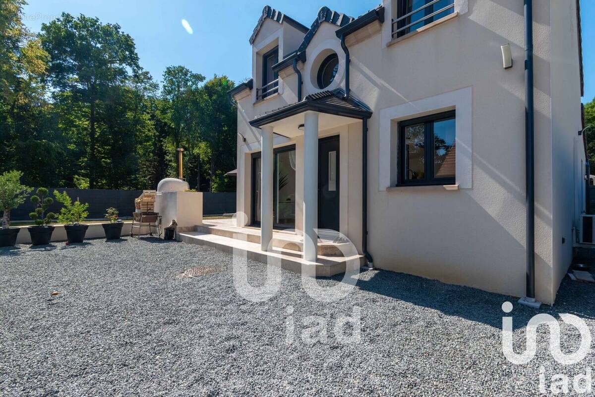 Photo 1 - Maison à EPONE