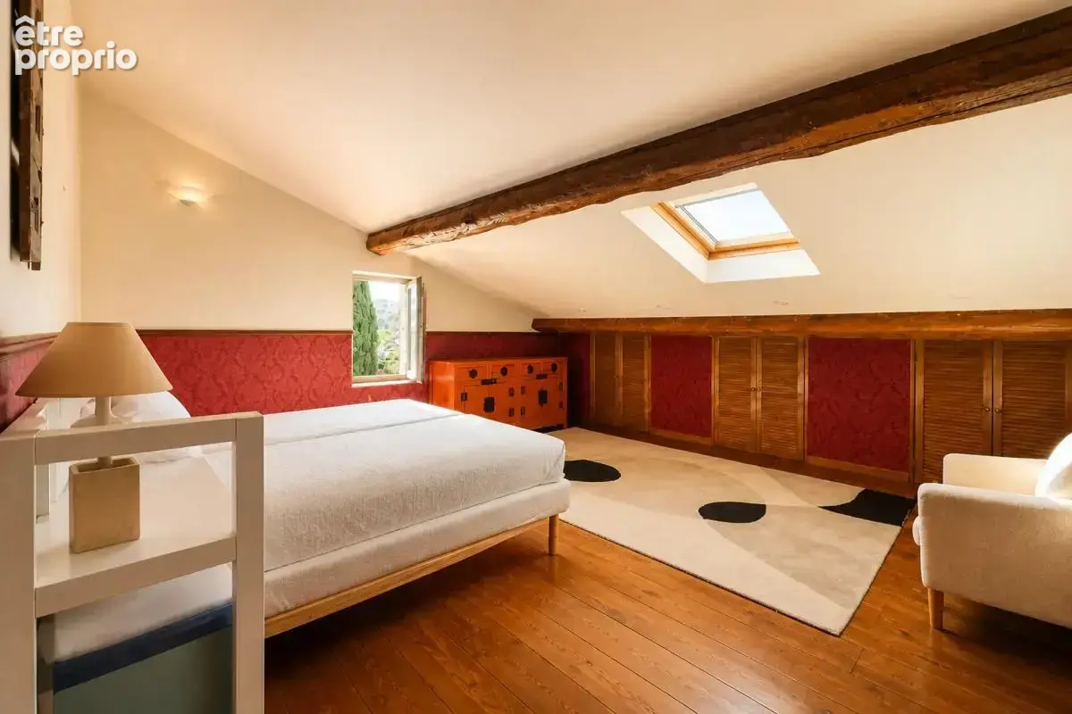 Maison de 8 pièces de 224 m² à Gaja-la-Selve - photo 5