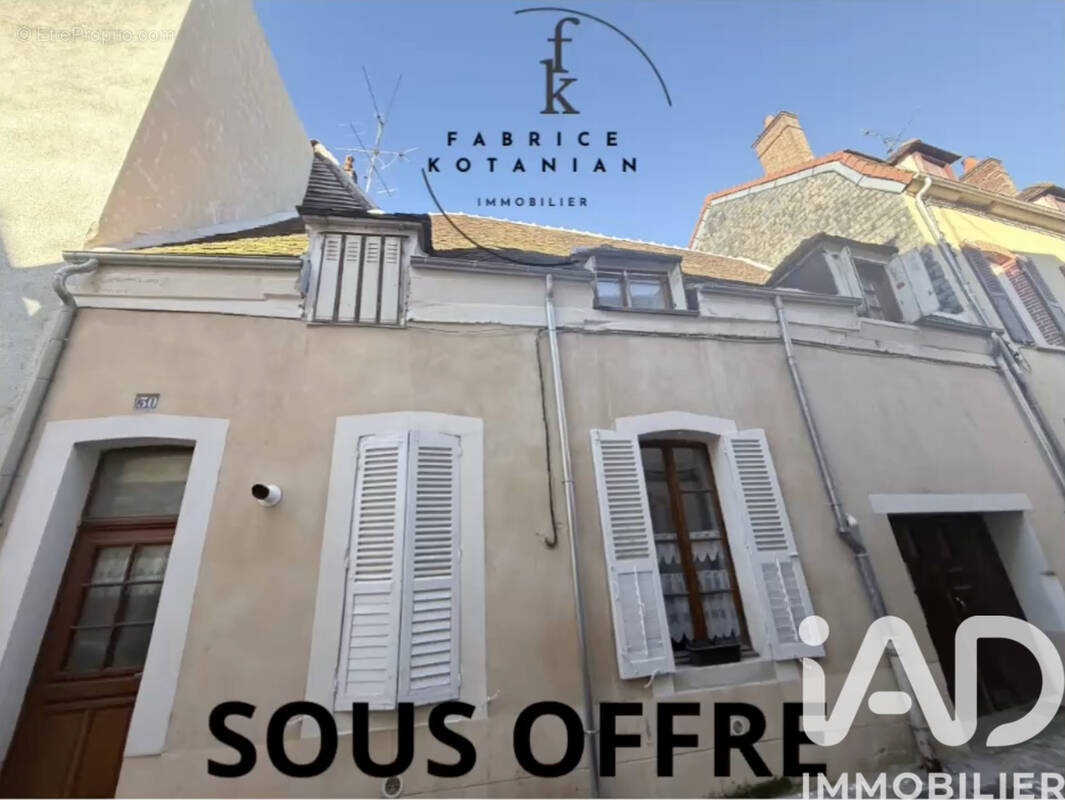 Photo 1 - Maison à JOIGNY