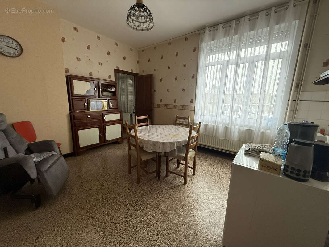 Maison à QUIEVY