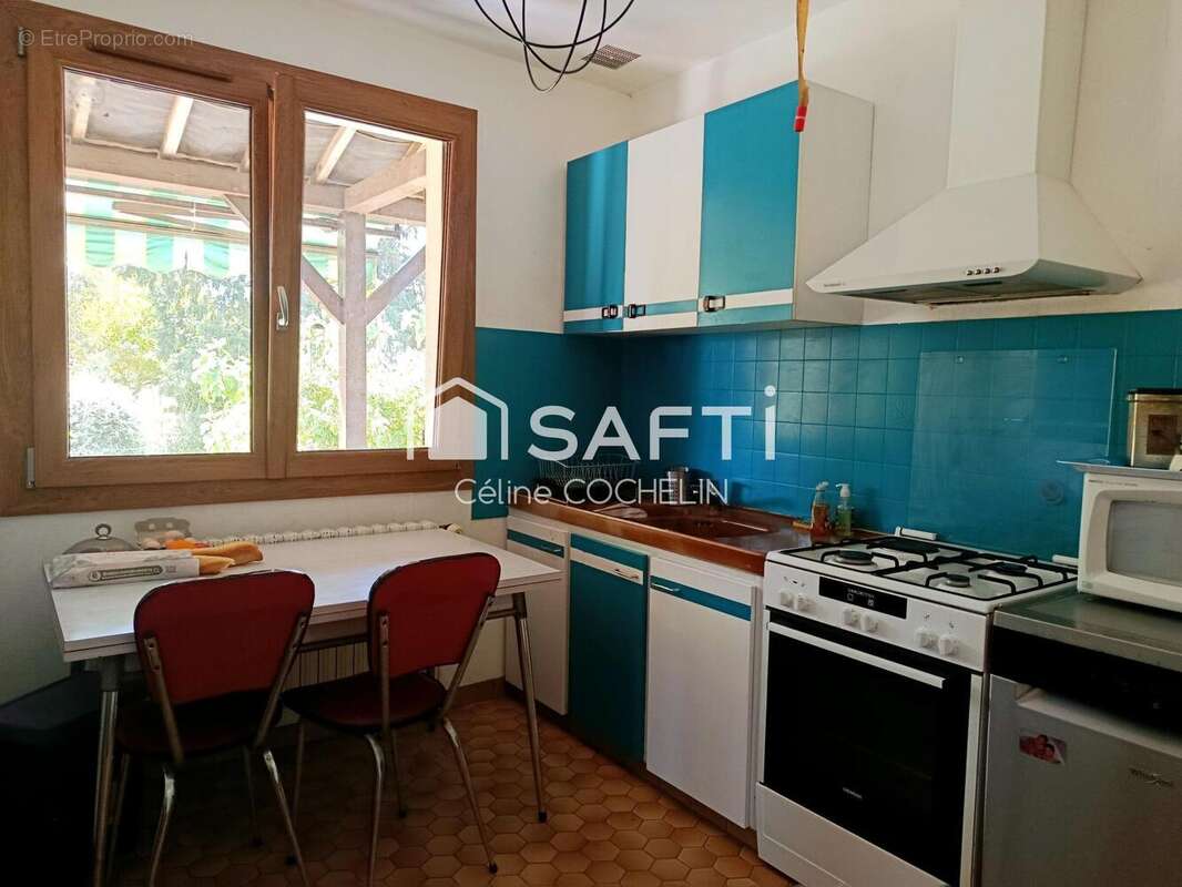 Maison 140 m² à Alluyes  - photo 4