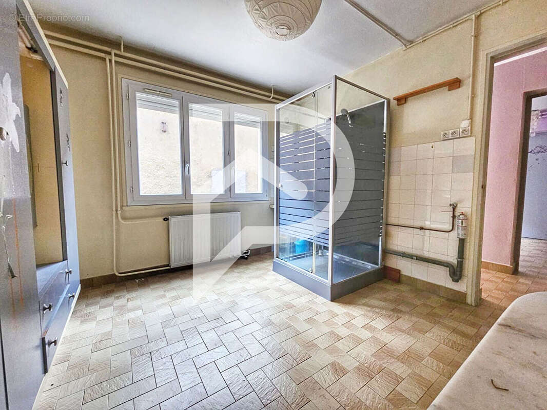 Maison à SATHONAY-CAMP