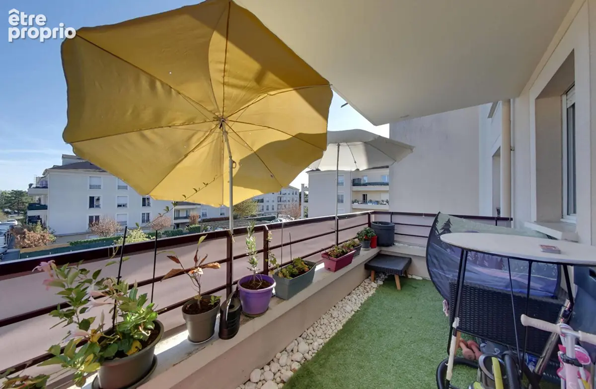 Appartement à PONTAULT-COMBAULT
