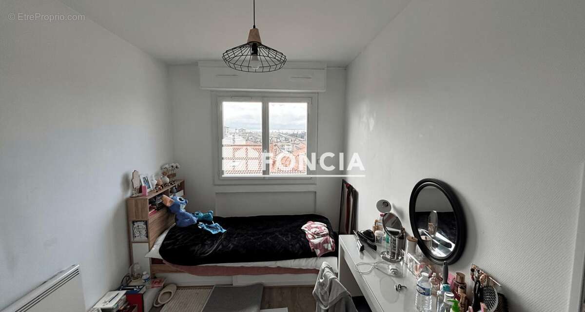 Appartement à LUNEL