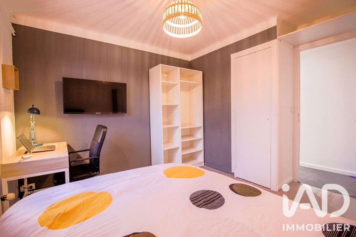 Appartement 77 m² à Oullins  - photo 7
