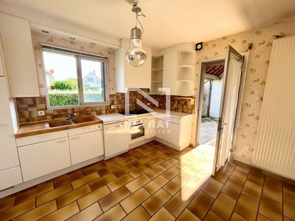 Maison à SENNECEY-LE-GRAND