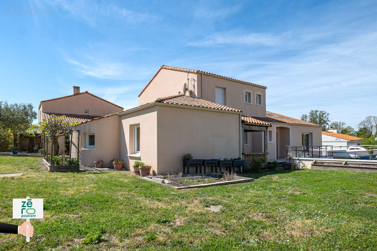 Maison à SAINT-VINCENT-SUR-JARD