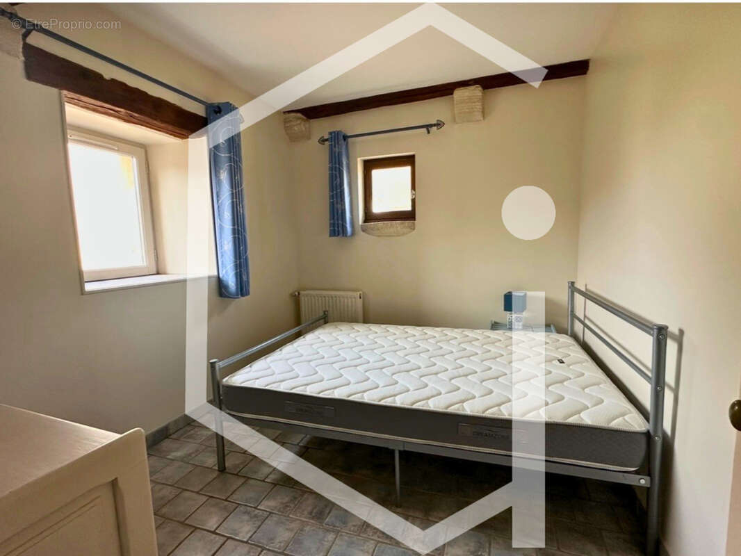 Maison à COSNE-COURS-SUR-LOIRE