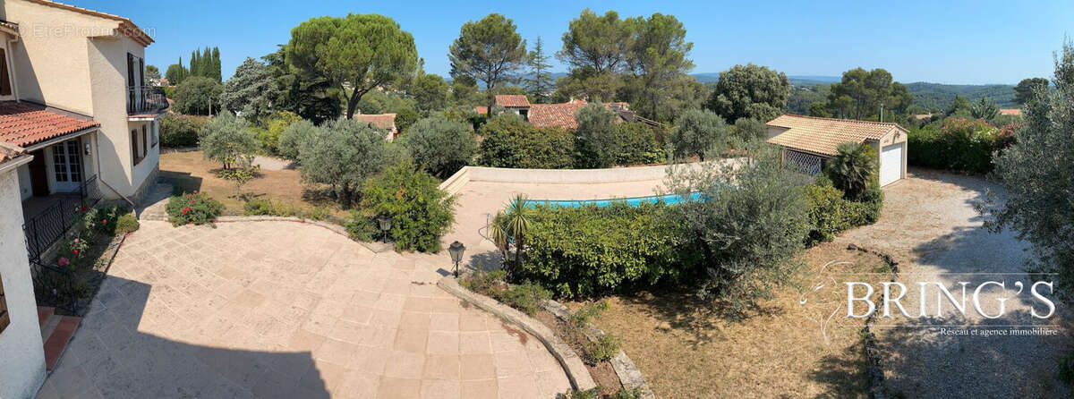 Maison à TRANS-EN-PROVENCE