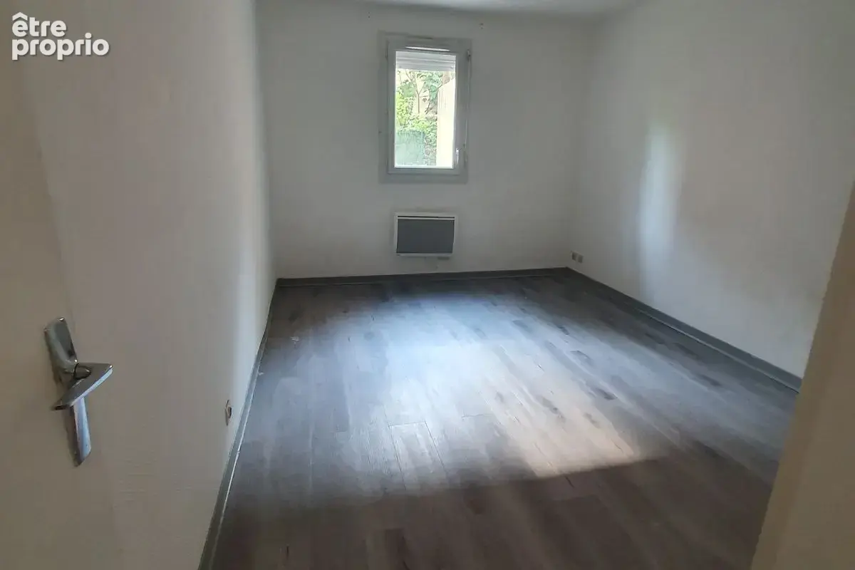 Rare à la vente T5 spacieux en duplex de 101m² et son jardin de 80m² dans environnement verdoyant - photo 8