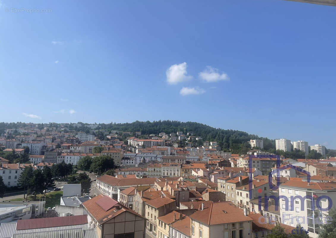 Appartement à SAINT-ETIENNE