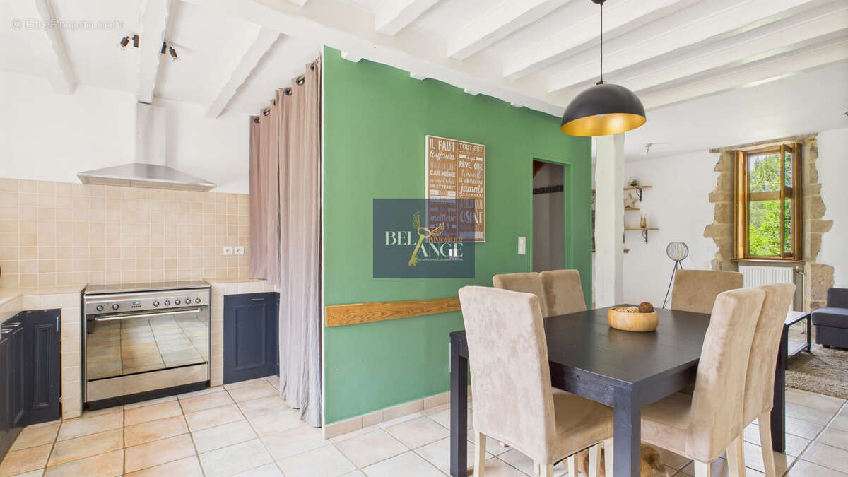 Maison à LARGENTIERE