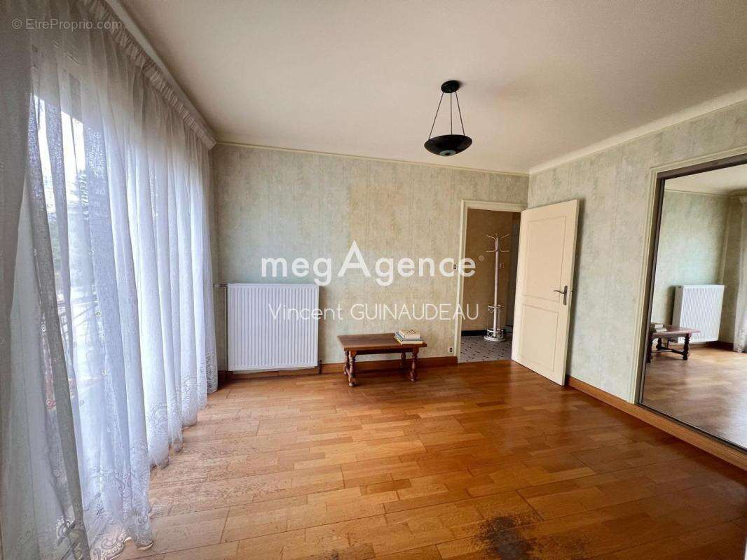 Maison à LA ROMAGNE