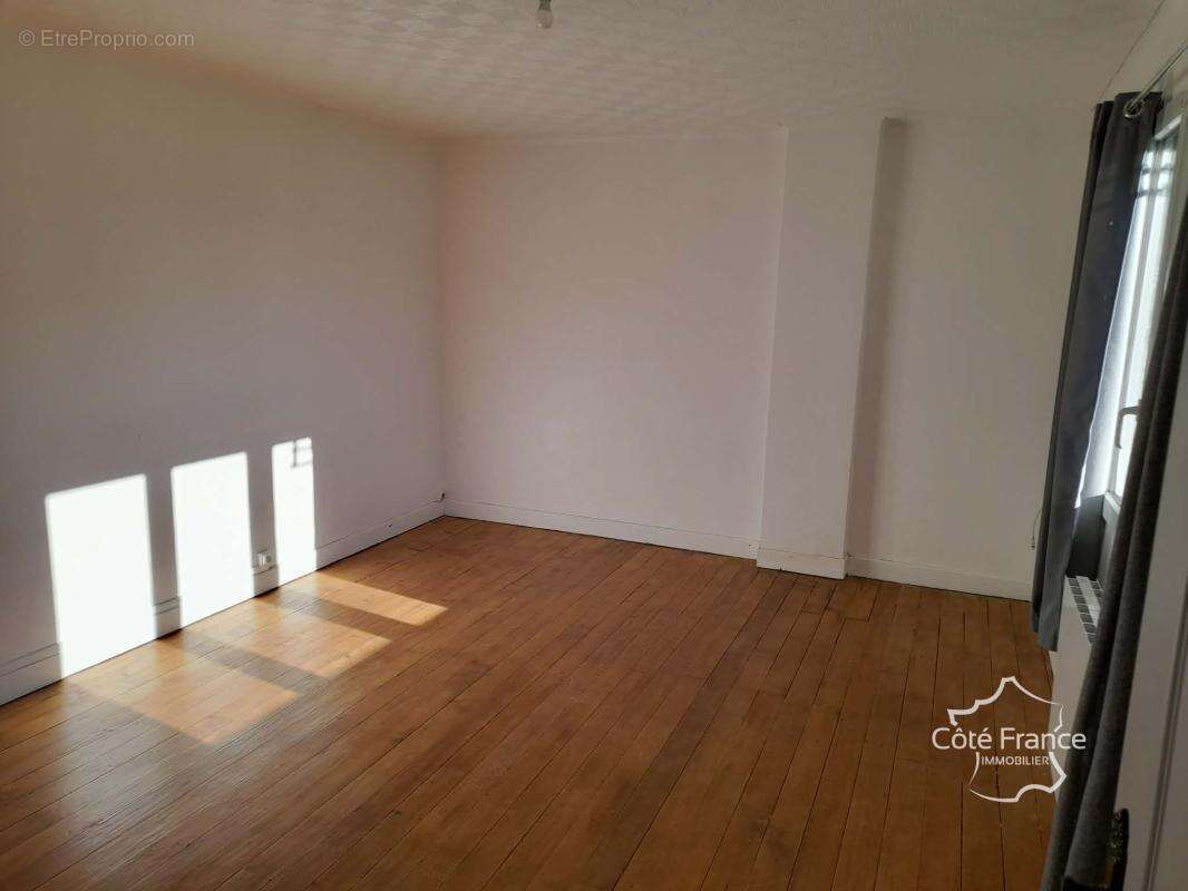 Maison à LA CAPELLE